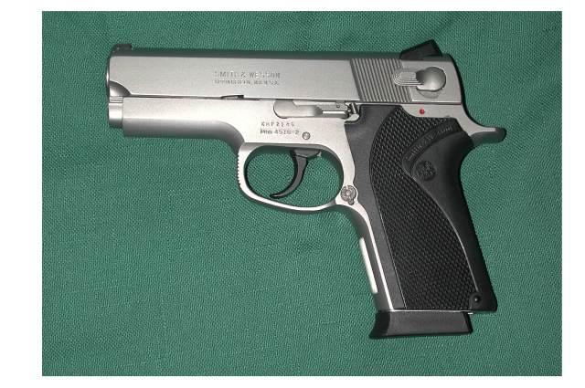 ARMSLIST - Smith & Wesson model 4516-1
