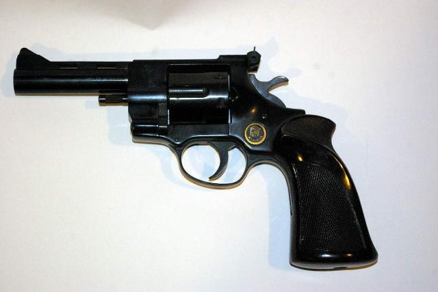 HW+38+Special ... Armes D Occasion Revolver Arminius Hw 7 Calibre 32 Sw Long Occasion