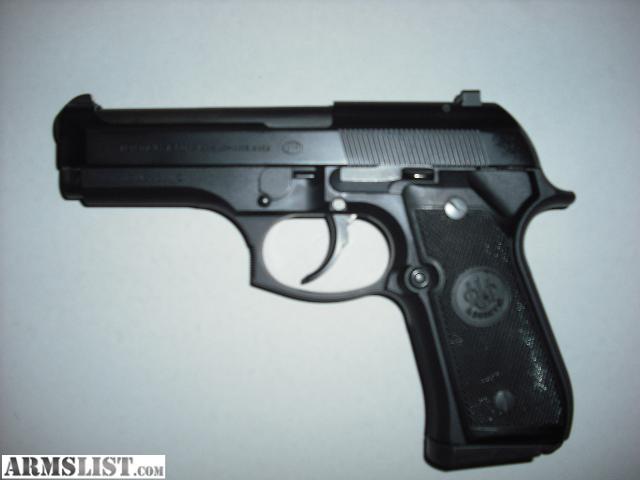 Beretta 92D Centurion