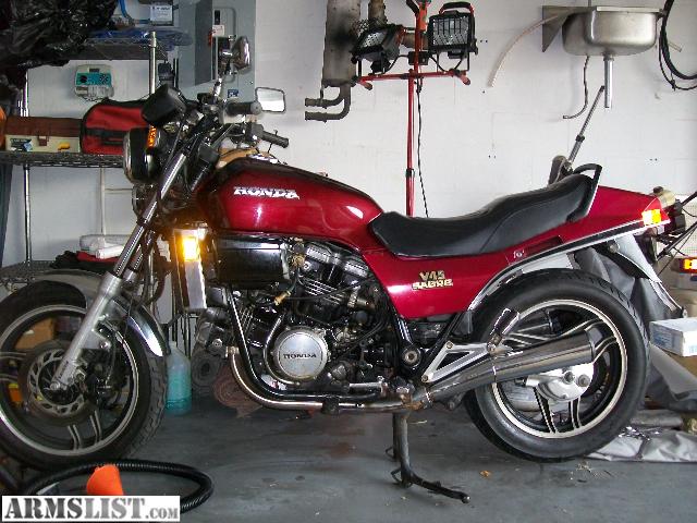 1983 Honda v45 interceptor 750cc #7