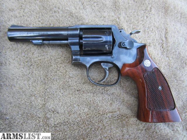 smith and wesson model 10-6 grips
