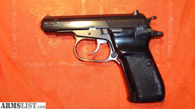 bulgarian makarov pistol vs cz 82