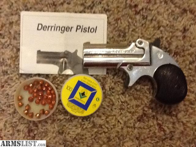 I also am selling a derringer blank firing pistol. Sounds about like a