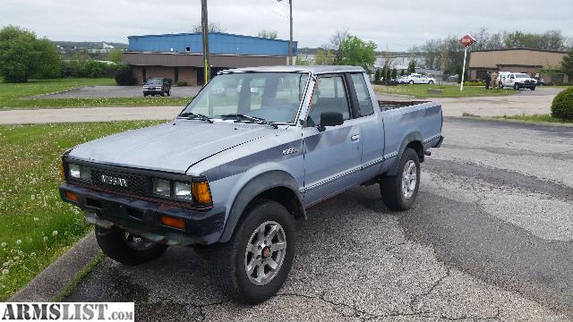 1985 Nissan king cab 4x4 for sale