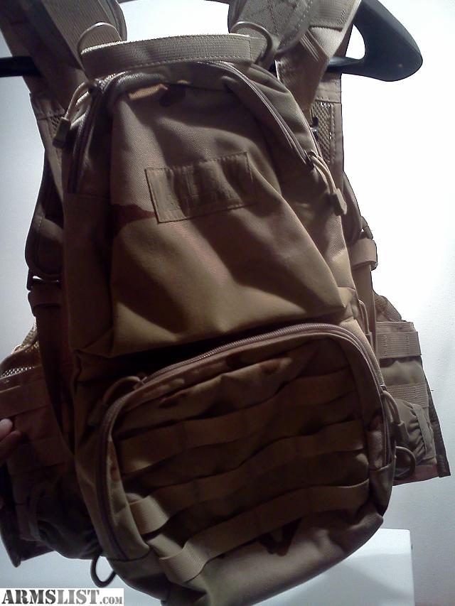 ARMSLIST - For Sale: DCU FLC vest with molle pouches & ACU molle ...