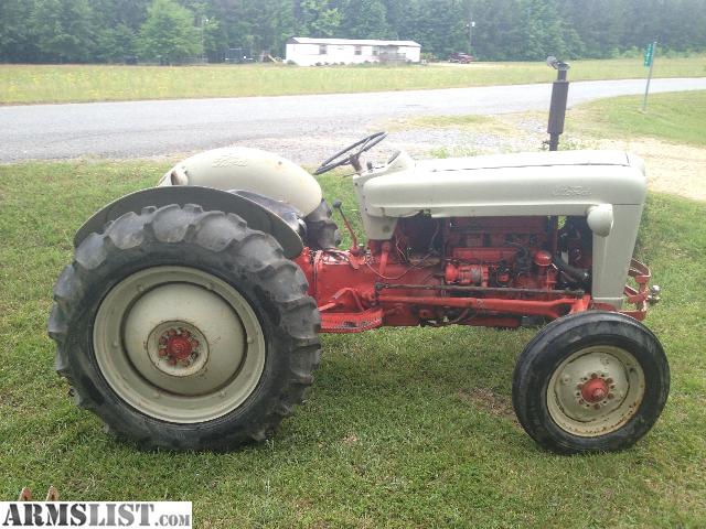 Tuscaloosa ford tractor #8