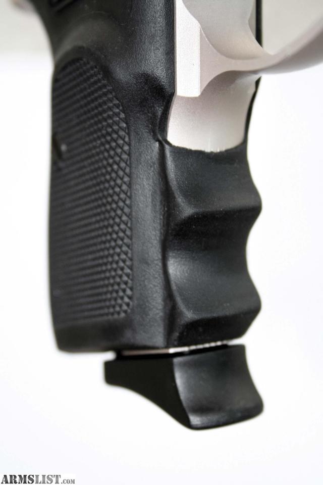 ARMSLIST - For Sale: Bersa Thunder380 Rubber Wrap Around Rubber Grips
